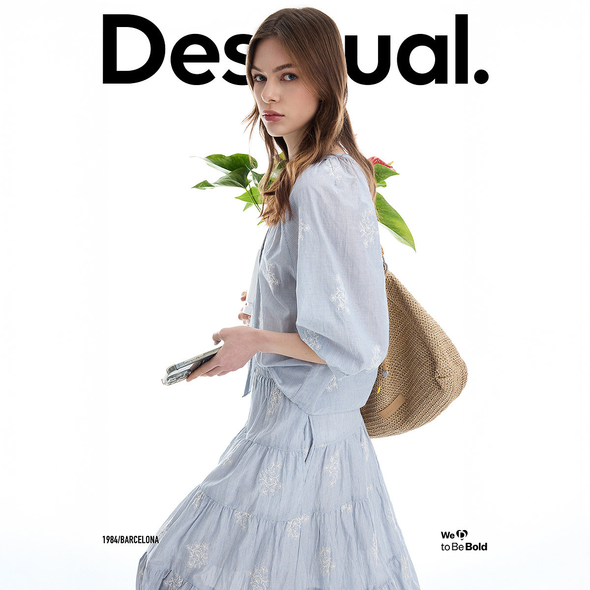 Desigual26【博主同款】春夏新品宽松条纹绣花V领泡泡袖女式衬衫
