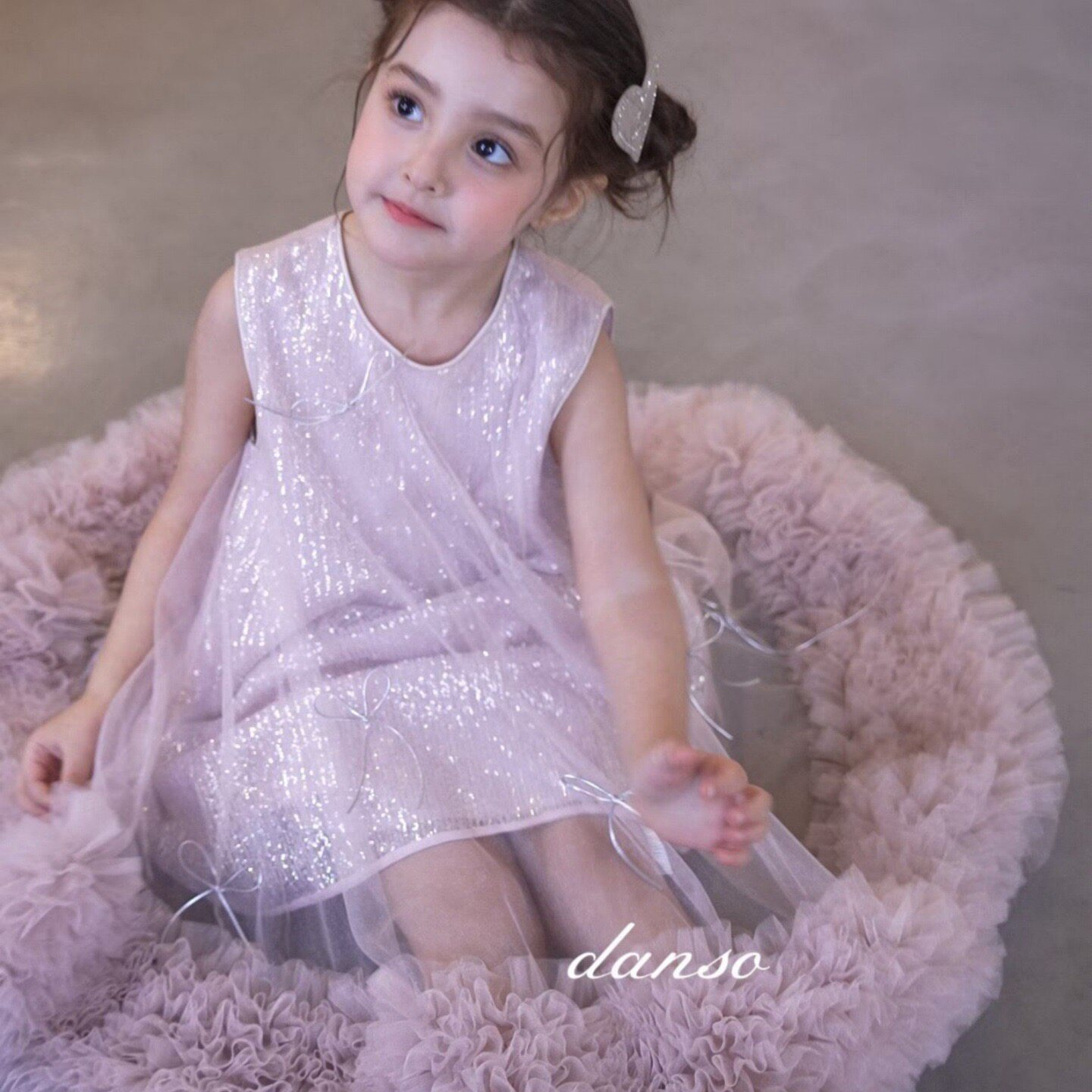 韩系女童生日礼服裙26夏季女孩高级感亮片公主裙蝴蝶结网纱连衣裙