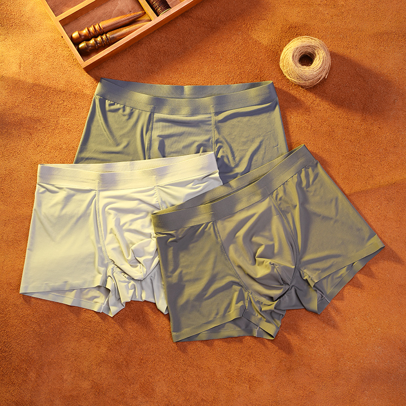 无痕冰丝抑菌柔软透气加大码内裤