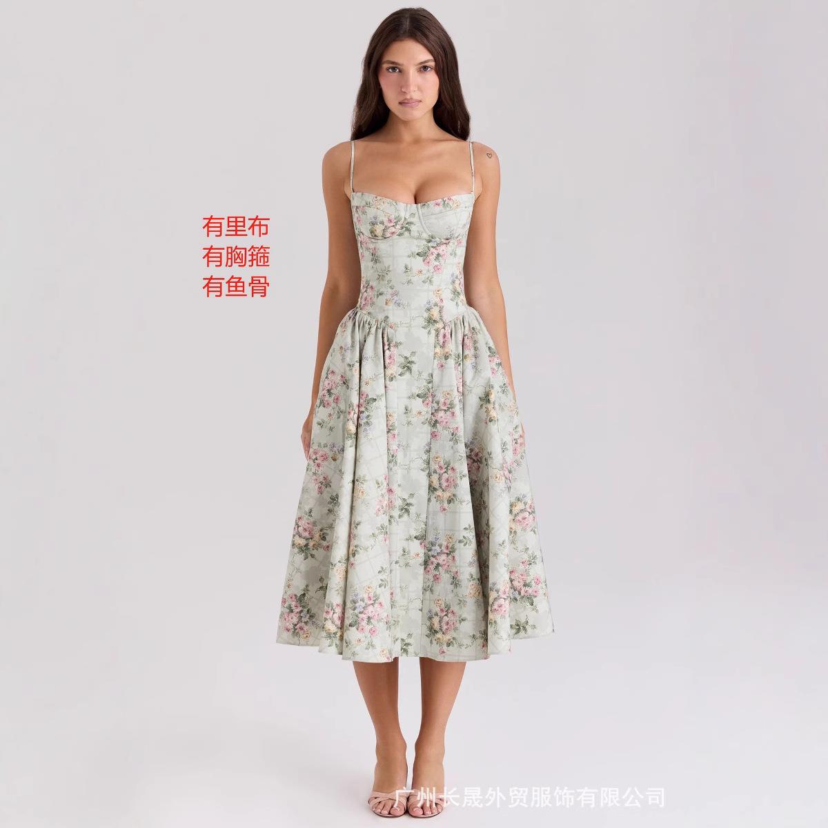 Thick material mid length dress with suspenders