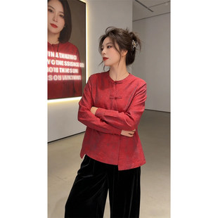 新中式国风提花盘扣红色衬衫女士2026春秋新款不规则下摆法式上衣