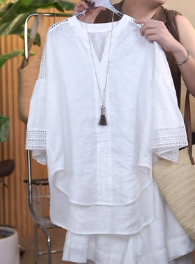 白色亚麻衬衫女夏季减龄洋气宽松中长款遮屁股七分袖v领镂空上衣