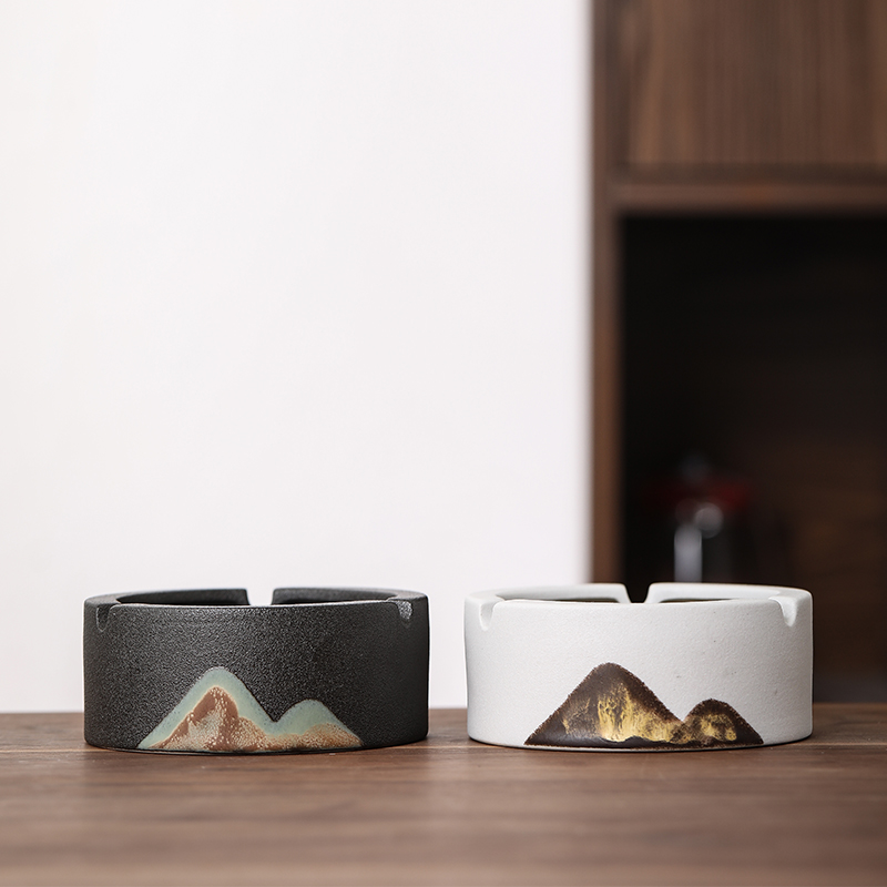 远山创意烟灰缸手工黑陶家居家用客厅办公室圆形陶瓷摆件烟缸