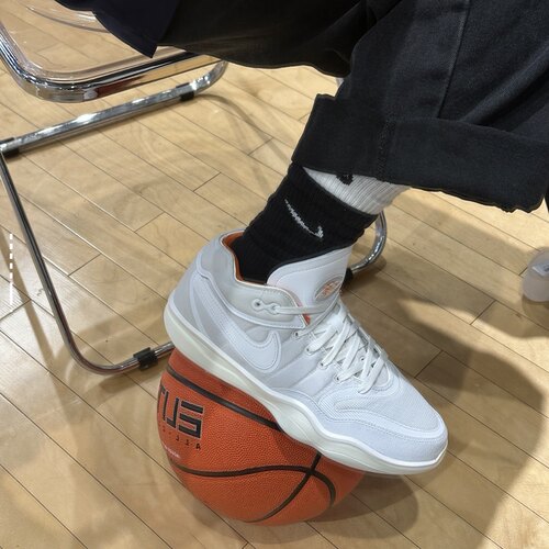 辉辉体育 Zoom G.T.Hustle 2防滑耐磨篮球鞋 DJ9404 FZ5057