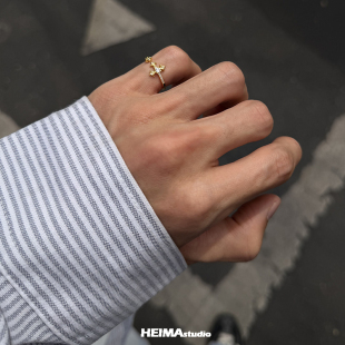 原创鸢尾花系列莫桑钻S925纯银戒指男女小拇指戒子小众 尾戒版