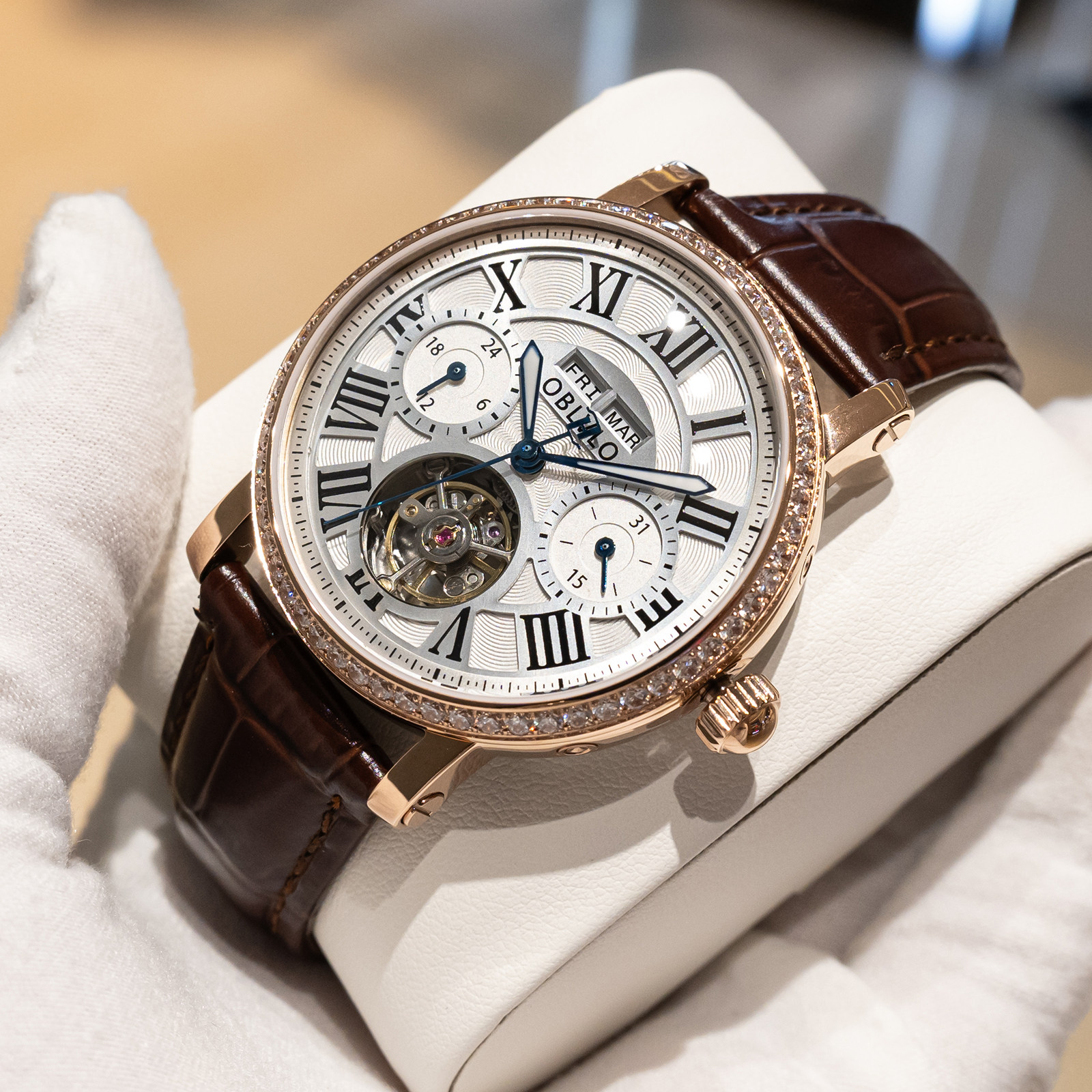 OBLVLO欧宝罗多功能全联动镂空飞轮手表男款皮带复古防水机械腕表