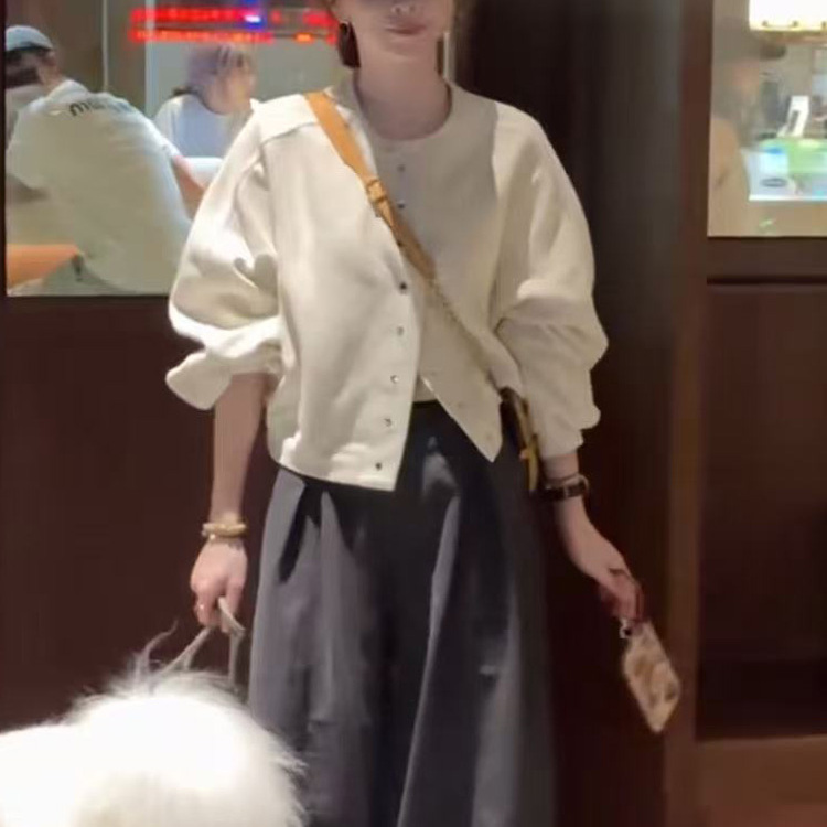 棒球服女士短外套2025春秋季新款小个子短款休闲爆款夹克开衫上衣