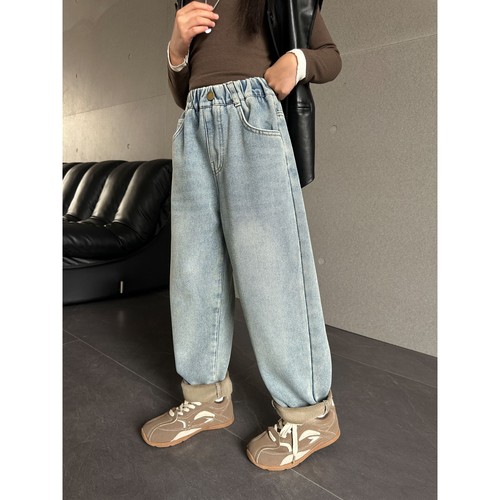 女童加绒裤子秋冬2025新款儿童一体绒牛仔裤洋气女孩大童冬老爹裤