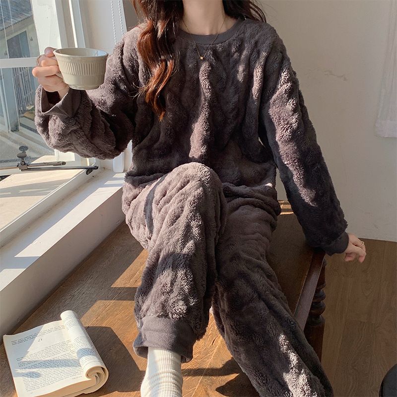 珊瑚绒睡衣套装女秋冬家居服新款加绒加厚休闲保暖睡衣睡裤可外穿