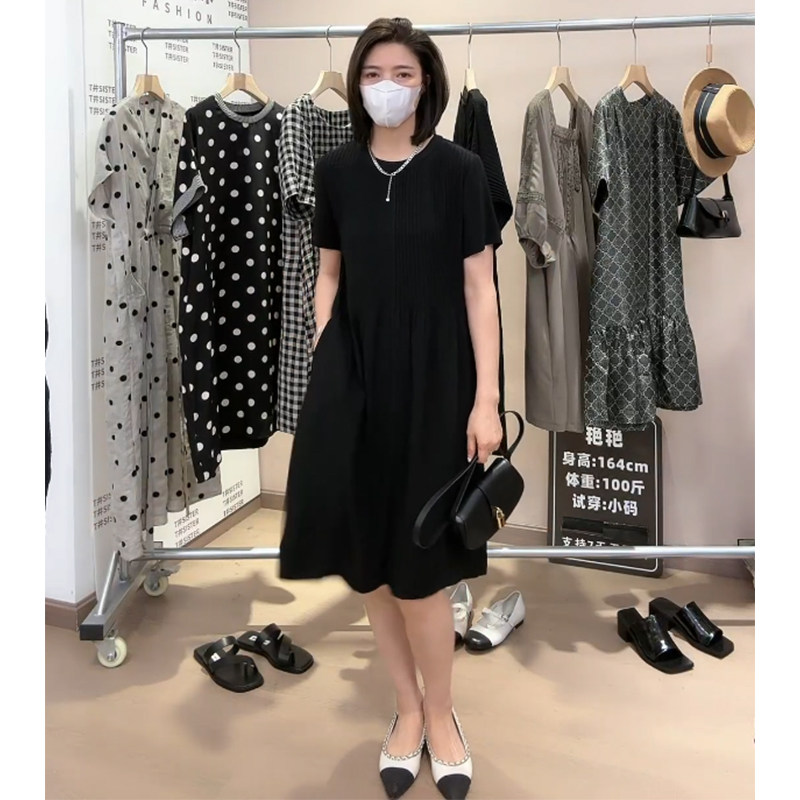 T井姐妹【巴黎式优雅】小众设计感圆领连衣裙女2023夏季小黑裙女