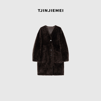 T井姐妹【乌托邦】设计感百搭气质V领皮毛一体外套WT2509-Y2502