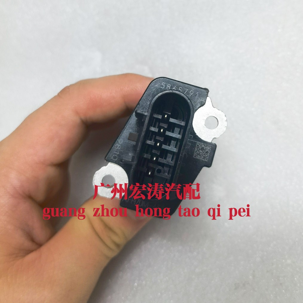适用于新君威君越2.4新GL8 3.0空气流量计15865791/AFH70M-43A