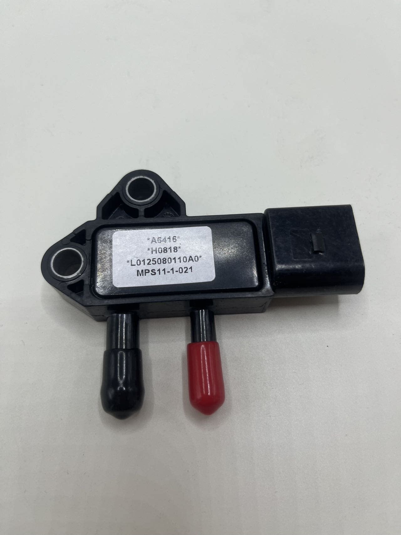 适用小卡康瑞K1H1时代M3奥铃压差传感器原厂L0125080110A