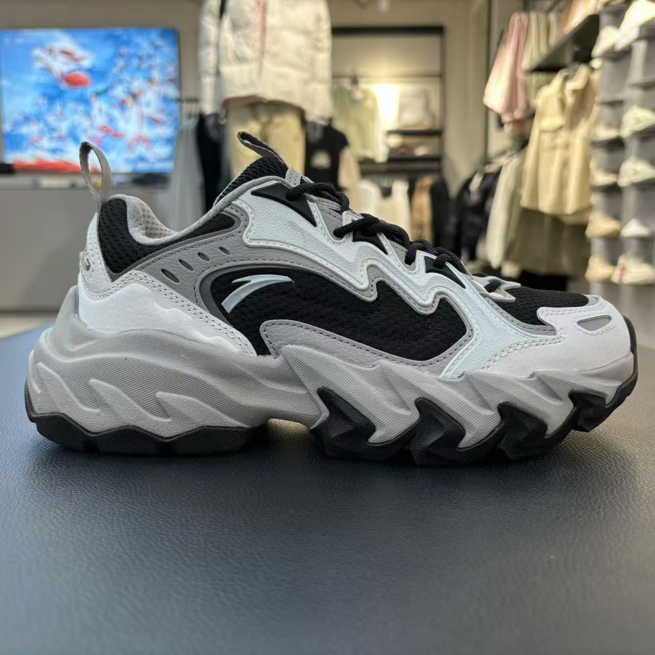 时尚厚底2024新款情侣老爹鞋