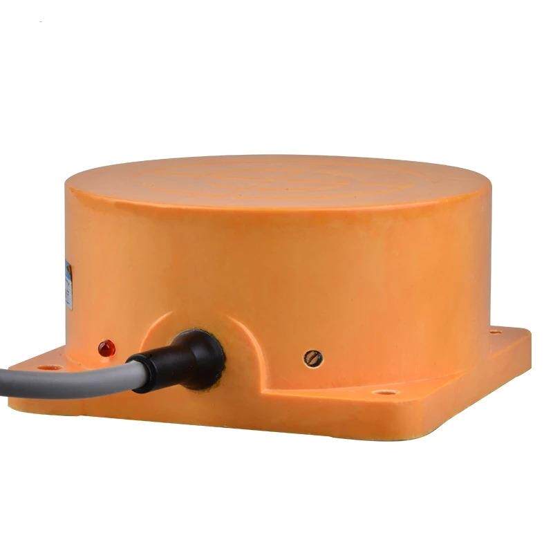 沪工圆盘形接近开关TCA-2050A 交流220V二线常开 传感器感应50mm