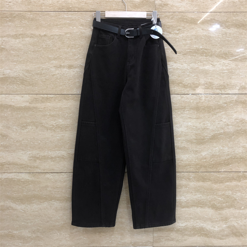 欧洲站咖啡色6717-1弯刀褶皱设计字母印花宽松显瘦加绒牛仔裤冬款