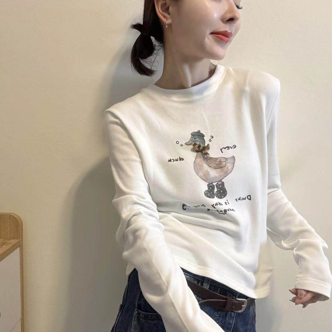 可爱卡通圆领长袖宽松显瘦T恤女