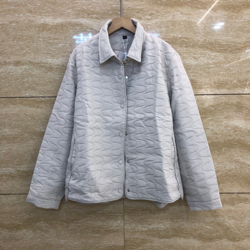 通勤风暗格纹短款宽松显瘦棉服女