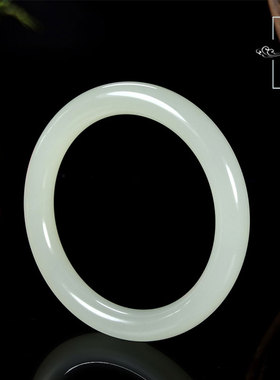 晴水手工雕刻无结构和田玉原石