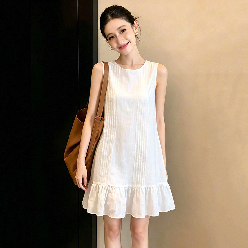 声雨竹法式气质压褶无袖背心白色连衣裙女2026新款夏季宽松显瘦休