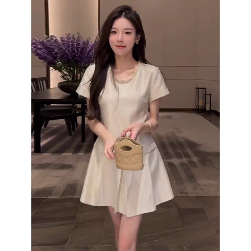 声雨竹夏季女装气质小香风短袖洋装小个子穿搭高级感小众镶钻A字