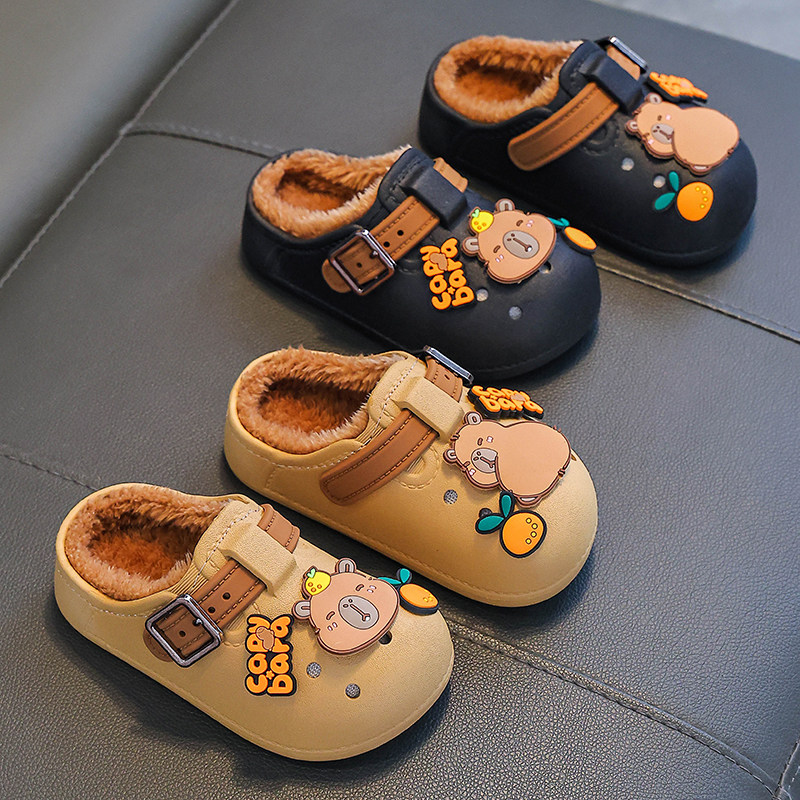 卡皮巴拉室内家居拖鞋