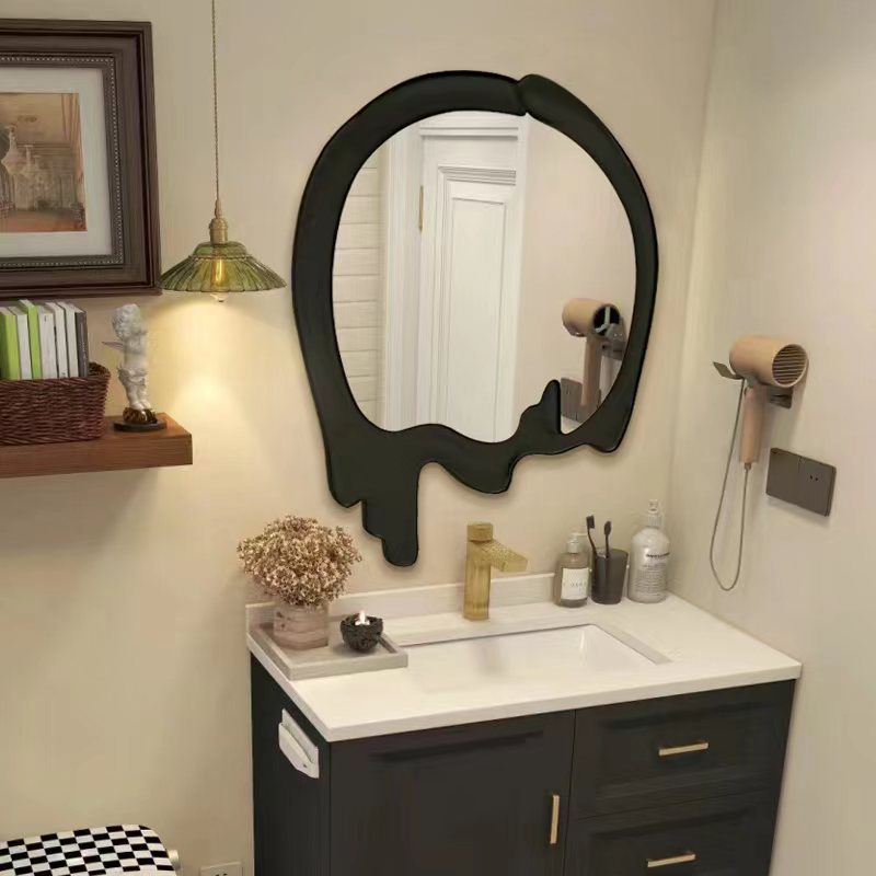 北欧风格防雾浴室镜简约led发光造型梳妆镜不规则设计化妆镜子