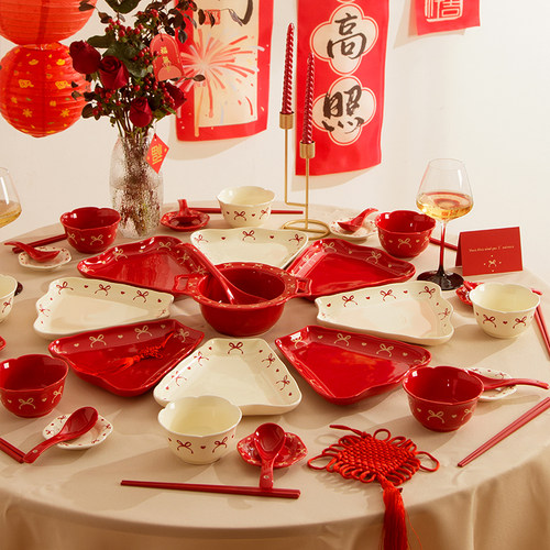 红色蝴蝶结拼盘餐具套装过年团圆碗盘高颜值新婚新年乔迁喜庆礼盒