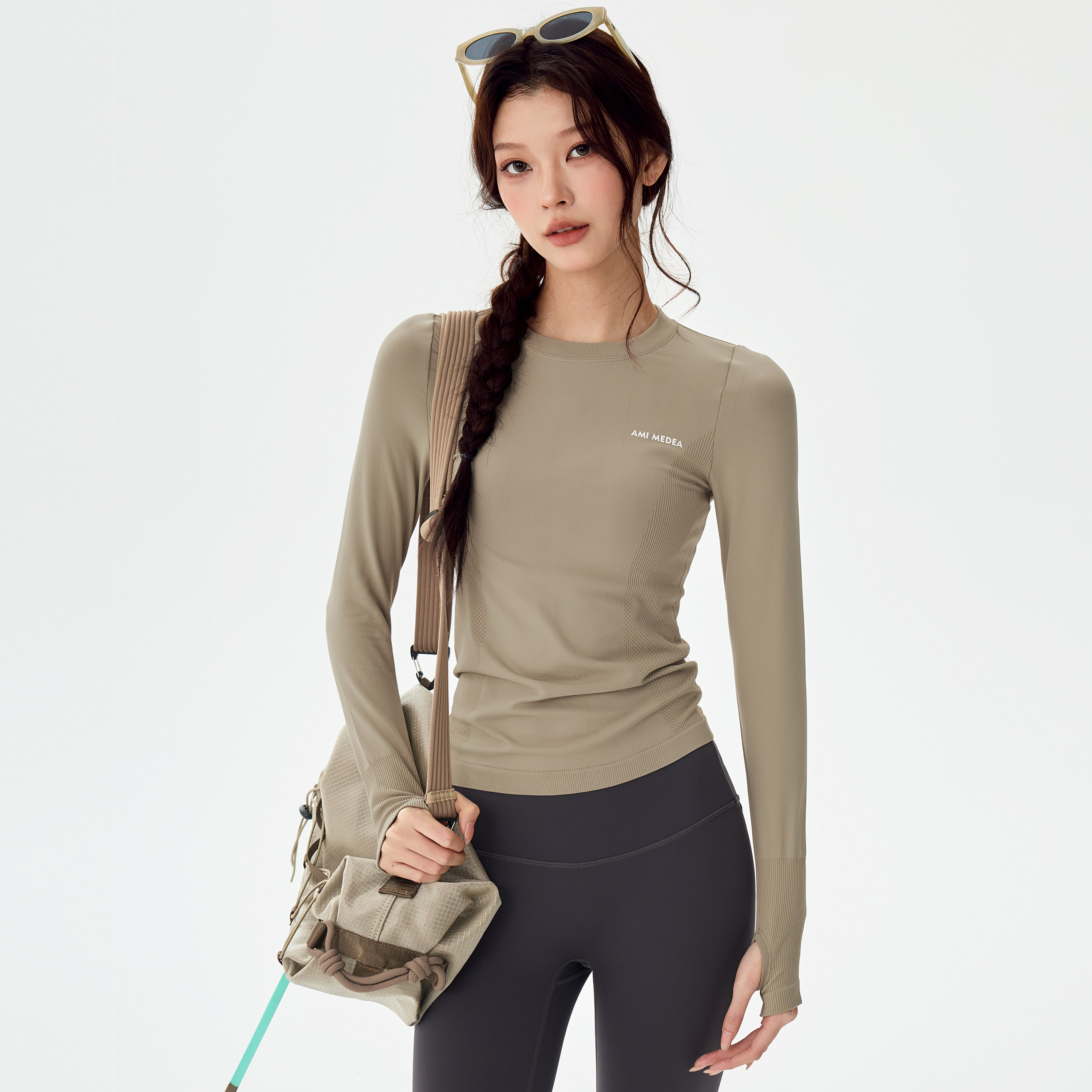 速干瑜伽服上衣女修身弹力健身普拉提圆领长袖户外透气运动T恤新