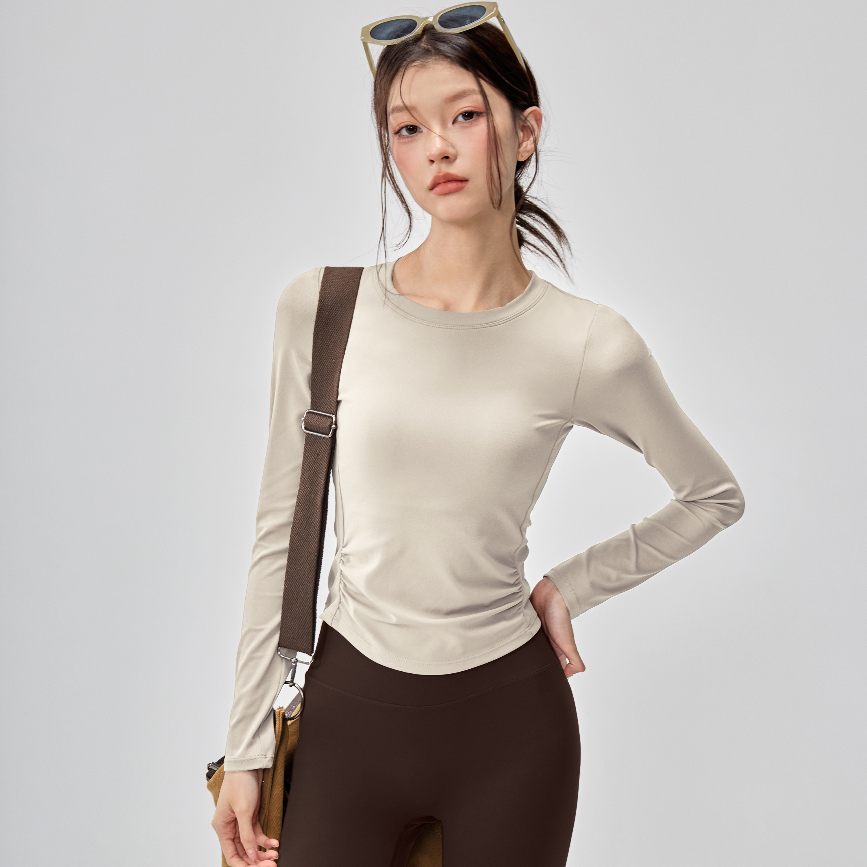 速干瑜伽服女修身显瘦透气运动上衣褶皱收腰普拉提健身训练长袖秋