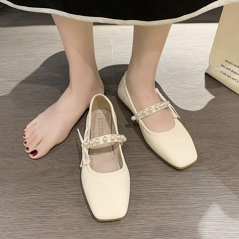 玛丽珍单鞋女2025年新款春秋平底晚晚仙女风温柔配裙子软底小皮鞋