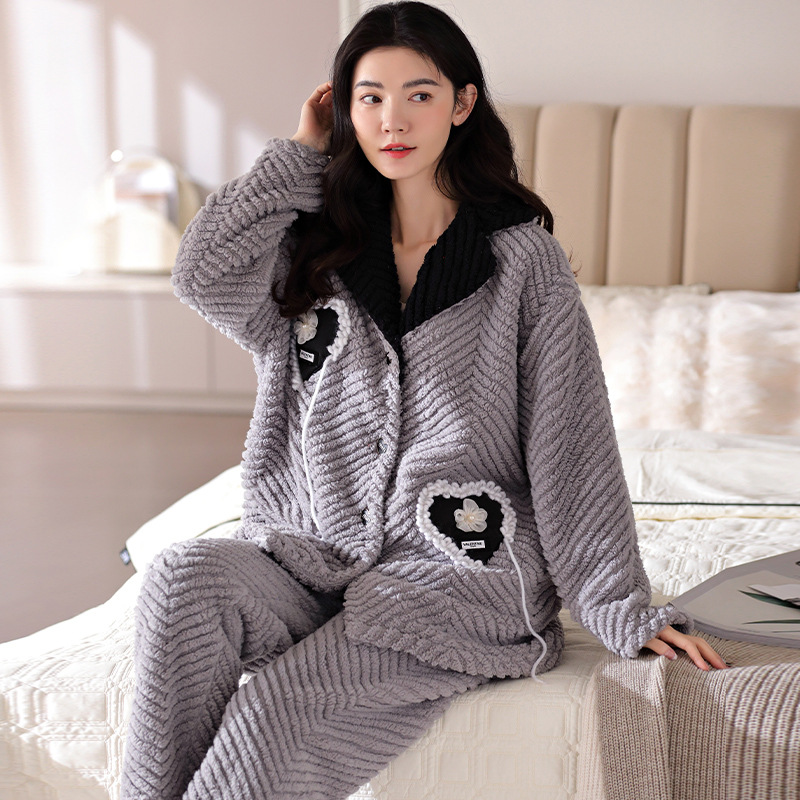 冬季新款保暖女士睡衣珊瑚绒加绒加厚开衫可外穿休闲居家服套装女