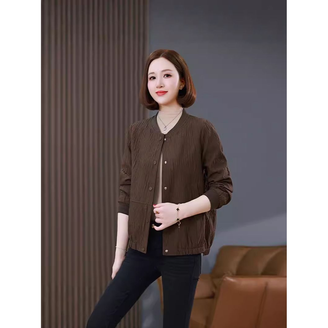 时尚休闲短外套女春秋2025新款中年妈妈宽松小个子棒球服夹克上衣