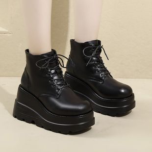 英伦风厚底增高马丁靴女秋季 炸街松糕底高跟坡跟短靴ins 新款