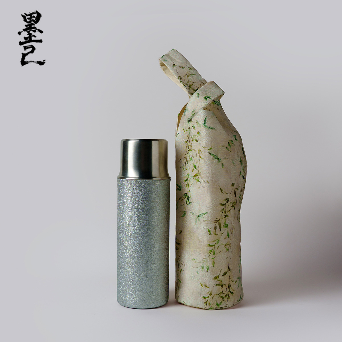 墨己新款磁吸盖保温茶杯家用焖茶壶不锈钢纯钛杯大容量磁吸保温杯