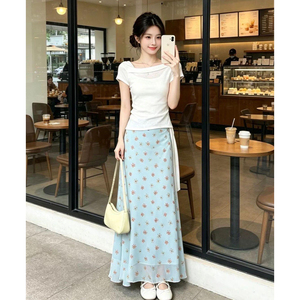 独特漂亮巨好看海边度假蓝色碎花连衣裙子女夏季2026新款套装长裙