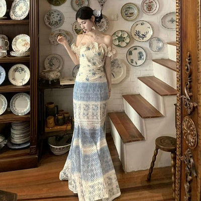 法式复古蕾丝吊带连衣裙女2026夏季新款收腰显瘦气质长裙两件套装