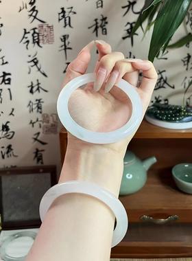 天山翠手镯白月光天然冰翠玉镯高冰圆条冰种金丝玉镯子一物一图