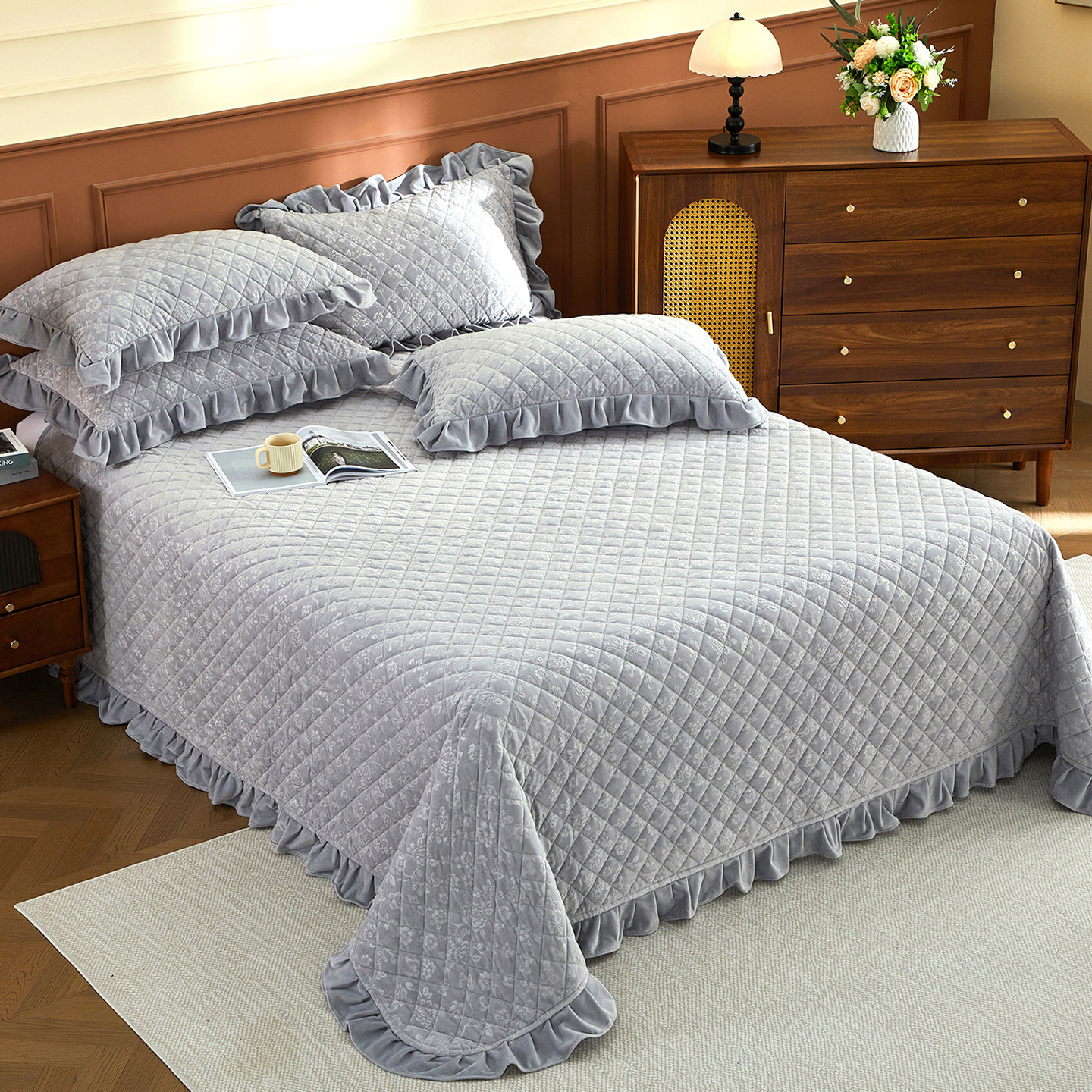 加厚压花提花婴儿绒夹棉绗缝床盖单件保暖荷叶花边床单三件套秋冬,床上用品,床盖,淘宝优惠券,粉丝福利购,淘宝优惠卷