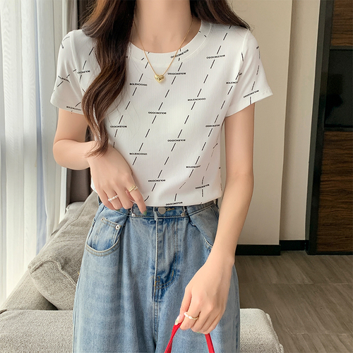 范范轻熟系女装 FFQSXNZ5559 范范轻熟系女装 FFQSXNZ5559