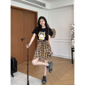 漫游者 半身裙套装 正肩猫咪印花短袖 撞色格子裙裤 女 T恤 张阿星