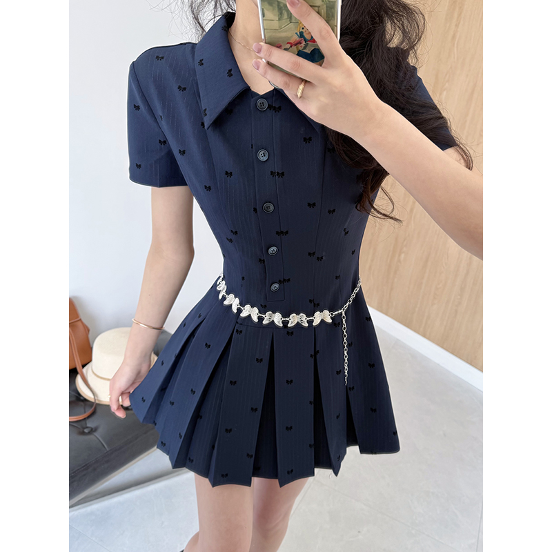 张阿星【里斯本假日】韩系学院减龄A字衬衫裙+短裤W425A05037