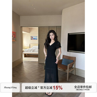 张阿星【曼妙美神】赫本高级感莱赛尔镂空V领针织修身显瘦连衣裙