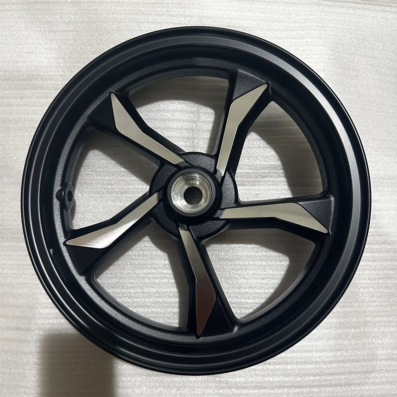 QJMOTOR原厂配件劲150/鸿125 150T-26P/6P/125T-6J 前轮毂哑黑