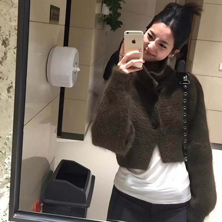 复古短款软糯开衫毛衣女秋冬季慵懒风宽松半高领针织外套上衣
