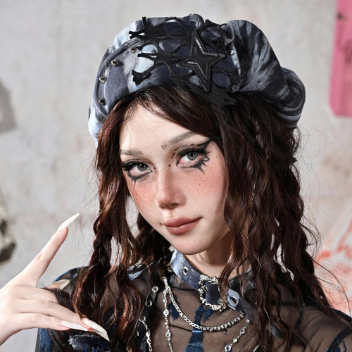 虚轨原创 沉溺蝴蝶Y2K辣妹朋克风星星撞色铆钉大头围小众贝雷帽潮