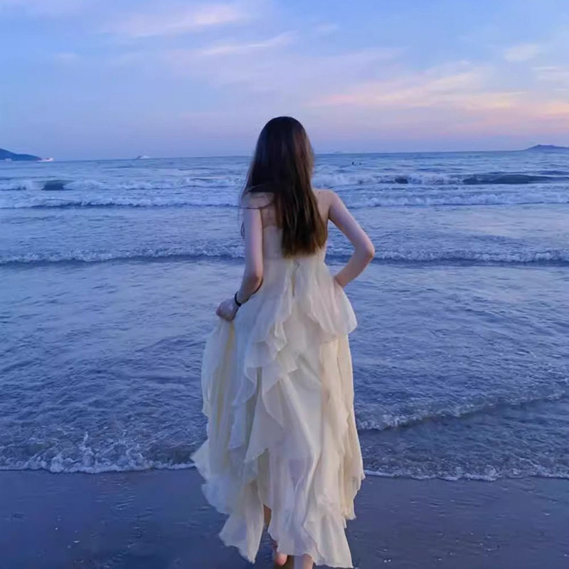 仙女裙吊带连衣裙海边度