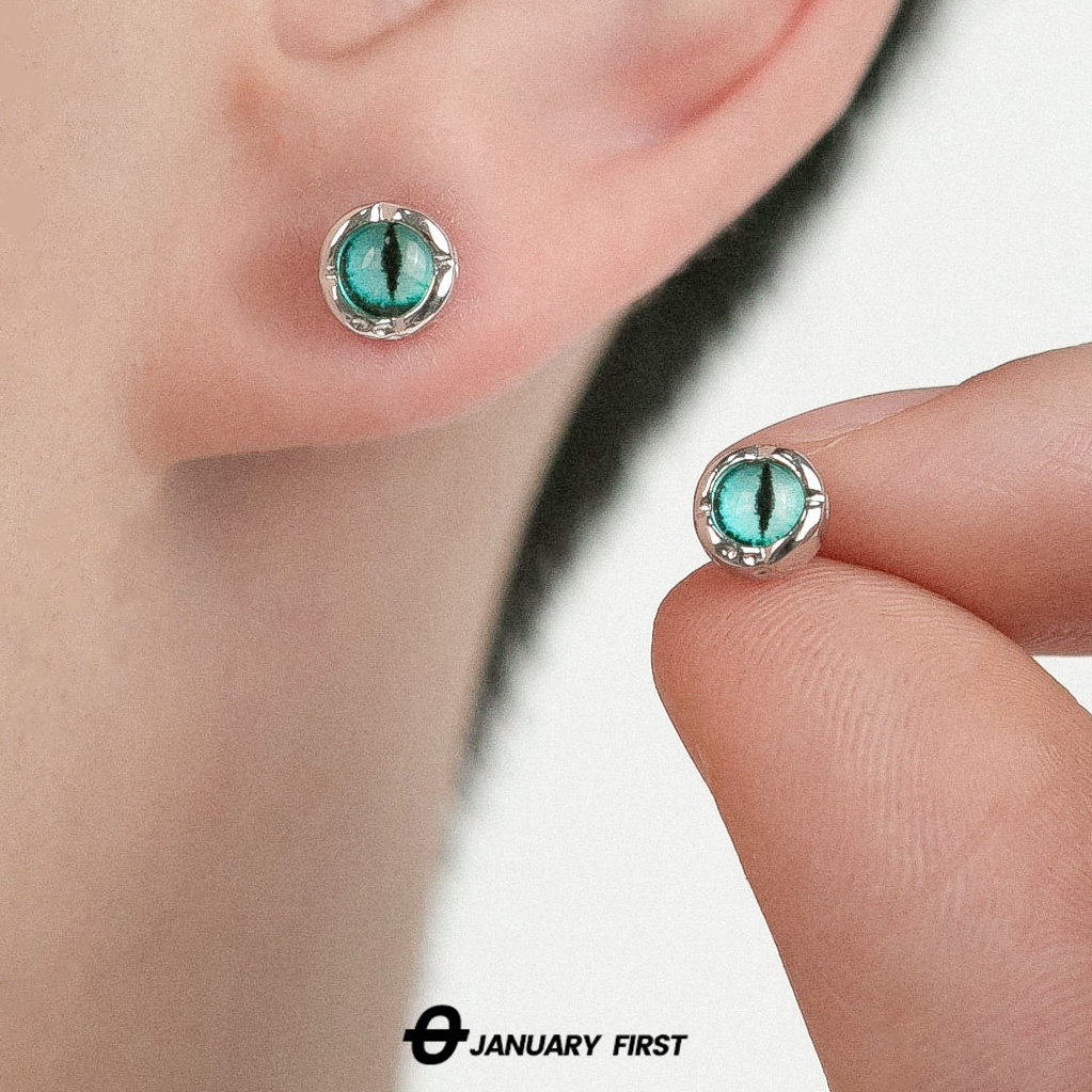 S925银针眼睛轻奢钛合金耳钉蓝松石文艺耳骨钉男女情侣ins风耳饰