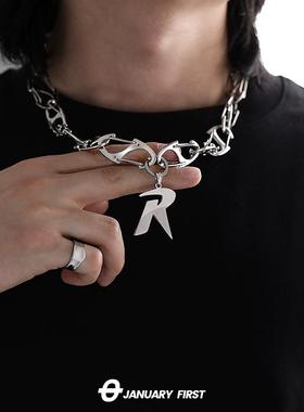 R字母嘻哈ins风高级感原创潮酷