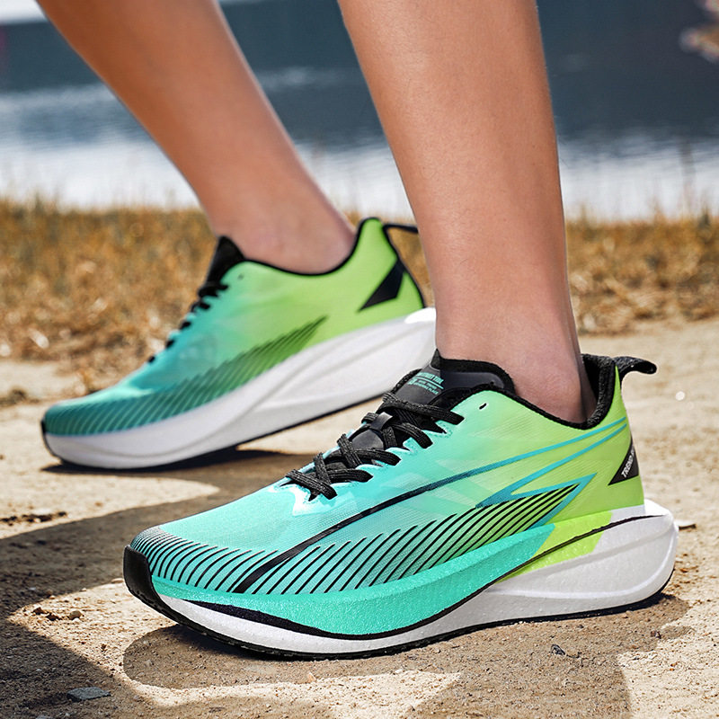 男鞋学生新款秋冬透气跑步鞋减震潮流休闲鞋子百搭爆款女生运动鞋